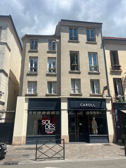 Image d'un appartement 4 pièces à louer à saint germain en laye à 2850€ à saint-germain-en-laye (78100)