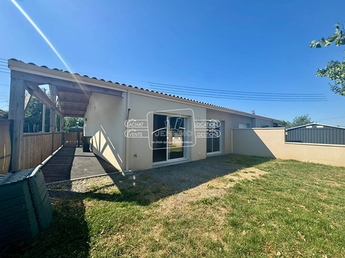 Image d'un house at saint laurent des autels 49270 à 775€ à champtoceaux (49270)