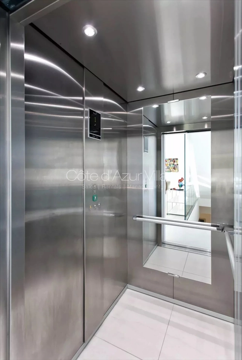 Image d'un en location maison 7 pièces à 16000€ à nice (06000)