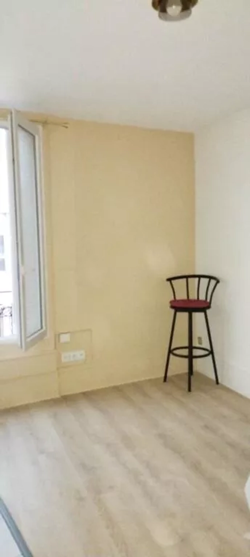 Image d'un appartement 1 pièce, 26 m² à louer à courbevoie (92400) à 800€ à courbevoie (92400)