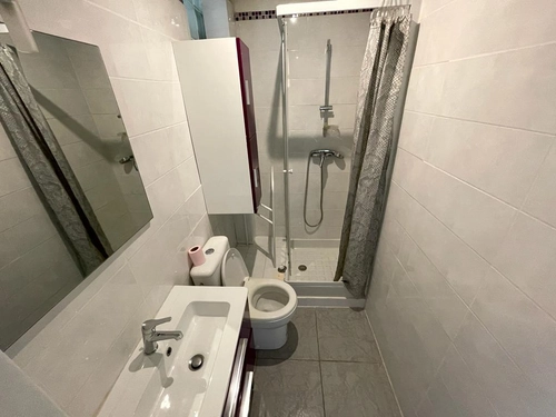 Image d'un studio au calme à proximité des transports !! à 710€ à courbevoie (92400)