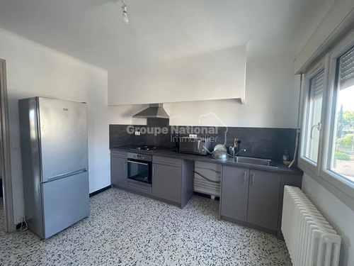 Image d'un appartement t3 carpentras avenue du comtat venaissin cave garage à 620€ à carpentras (84200)