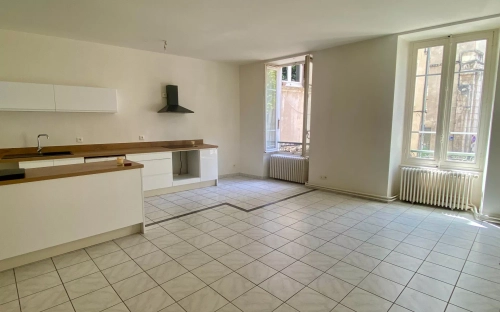 Image d'un appartement à louer 4 pièces 117 m à 1062€ à vienne (38200)