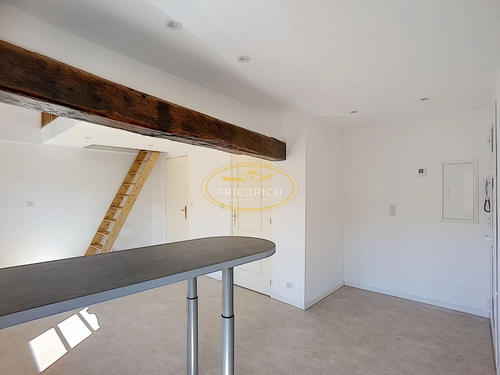 Image d'un f1 en duplex entièrement rénové - bar-le-duc à 360€ à bar-le-duc (55000)