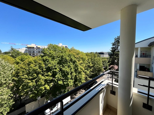 Image d'un appartement saint cloud - 6 pièce(s) - 133 m2 à 3286€ à saint-cloud (92210)