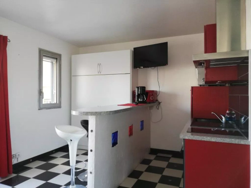 Image d'un appartement 1 pièce, 24 m² à louer à fréjus (83600) à 625€ à fréjus (83600)