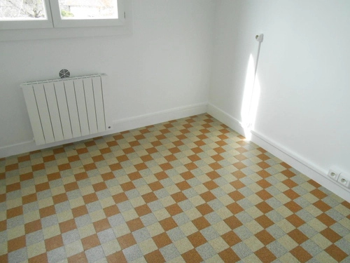 Image d'un 3 pièces appartement à louer à 670€ à la mulatière (69350)