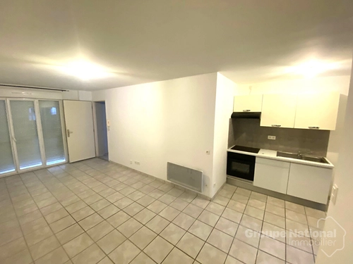 Image d'un en location appartement 2 pièces 35 m à 580€ à miramas (13140)