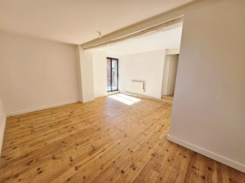 Image d'un maison 5 pièces, 340 m² à louer à merville (31330) à 2083€ à merville (59660)