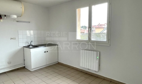 Image d'un t2  à saint genis laval à louer - locagestion, expert en gestion locative à 756€ à saint-genis-laval (69230)