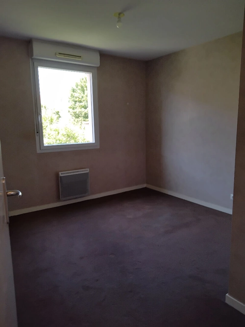 Image d'un joli t2 bis en résidence avec parking et terrasse, autun à 460€ à autun (71400)
