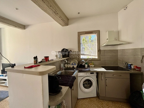 Image d'un appartement t3 de 49m2 à tarascon à 550€ à tarascon (13150)