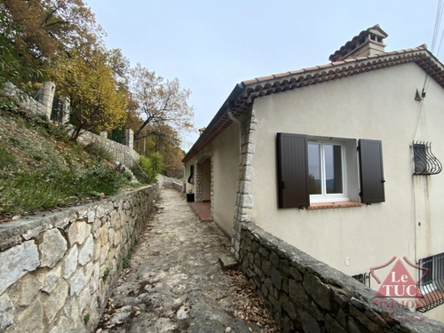 Image d'un appartement 110 m² at magagnosc (06520), france à 1260€ à grasse (06130)