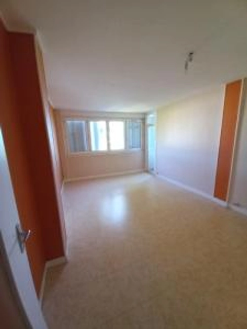 Image d'un location appartement autun 4 pièces 70 m2 saone et loire (71400) - 554 € / mois à 554€ à autun (71400)