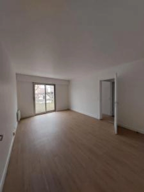 Image d'un location appartement rueil-malmaison 2 pièces 48 m2 hauts de seine (92500) - 1200 € / mois à 1200€ à rueil-malmaison (92500)