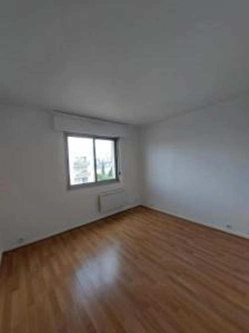 Image d'un location appartement rueil-malmaison 2 pièces 48 m2 hauts de seine (92500) - 1090 € / mois à 1090€ à rueil-malmaison (92500)