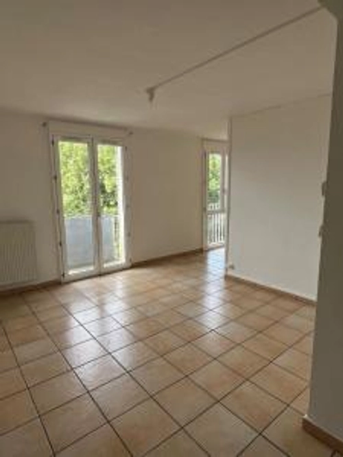 Image d'un location appartement orange 3 pièces 56 m2 vaucluse (84100) - 420 € / mois à 420€ à orange (84100)