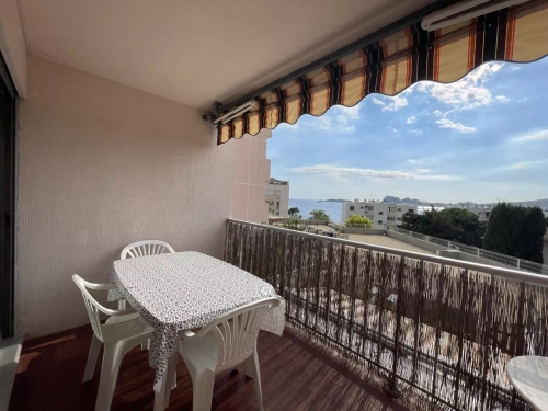 Image d'un appartement 1 pièce, 27 m² à louer à la ciotat (13600) à 667€ à la ciotat (13600)