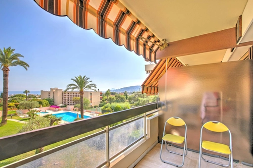 Image d'un residence les oliviers à 1040€ à antibes (06600)