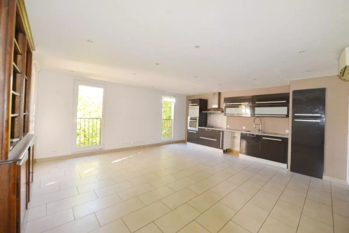 Image d'un appartement 3 pièces, 66 m² à louer à grasse (06520) à 1100€ à grasse (06130)