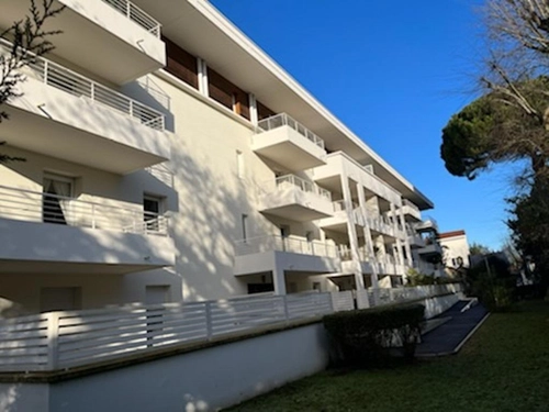 Image d'un appartement 5 pièces de 124 m² à le bouscat à 2215€ à le bouscat (33110)