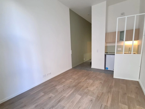 Image d'un appartement 1 pièce à 500€ à palaiseau (91120)