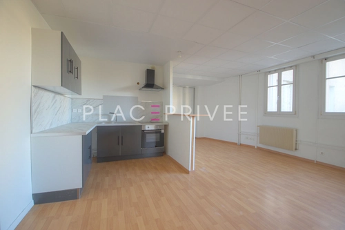 Image d'un appartement rénové , nancy à 700€ à nancy (54000)