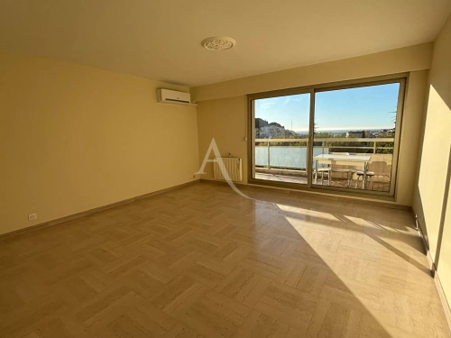 Image d'un appartement 3 pièces, 72 m² à louer à nice (06100) à 1390€ à nice (06000)