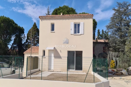 Image d'un maison 4 pièces, 86 m² à louer à carpentras (84200) à 1020€ à carpentras (84200)