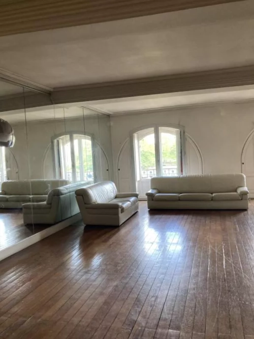 Image d'un appartement 3 pièces, 110 m² à louer à bordeaux (33000) à 1650€ à audenge (33980)