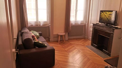 Image d'un appartement 2 pièces, 50 m² à louer à lyon 2 (69002) à 1200€ à sainte-foy-lès-lyon (69110)