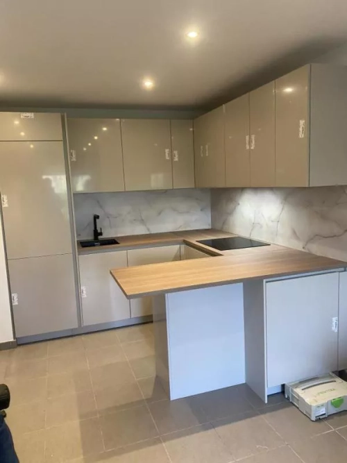 Image d'un appartement 2 pièces, 45 m² à louer à mandelieu-la-napoule (06210) à 1600€ à mandelieu-la-napoule (06210)