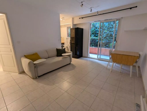 Image d'un appartement 2 pièces, 38 m² à louer à mougins (06250) à 840€ à mougins (06250)