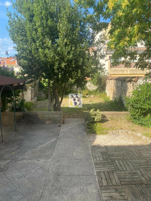 Image d'un maison 5 pièces, 131 m² à louer à angoulême (16000) à 973€ à angoulême (16000)