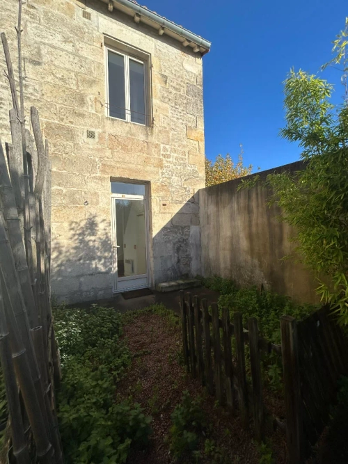 Image d'un appartement 2 pièces à niort à 410€ à niort (79000)