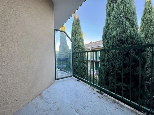 Image d'un location nimes / daudet - studio meuble avec balcon | tourdiat immobilier à 413€ à nîmes (30000)