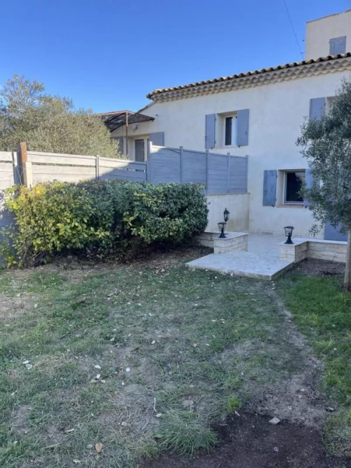 Image d'un maison 2 pièces, 52 m² à louer à cabriès (13480) à 900€ à cabriès (13480)