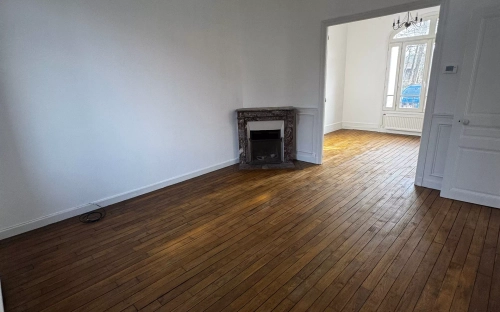 Image d'un maison à louer 6 pièces 137 m à 1600€ à compiègne (60200)