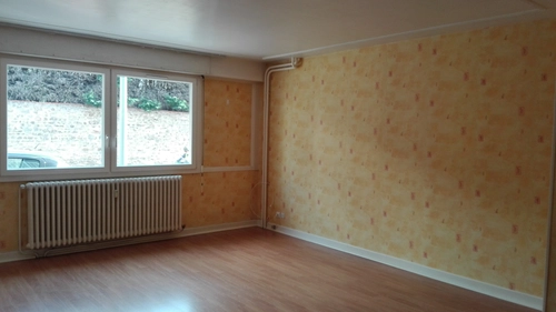 Image d'un appartement en résidence en rdc surélevé, autun à 440€ à autun (71400)