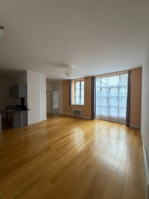 Image d'un t2 avec terrasse, chalon sur saone à 575€ à chalon-sur-saône (71100)
