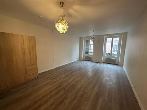 Image d'un appartement corbeil essonnes 2 pièce(s) 42.61 m2 à 830€ à corbeil-essonnes (91100)