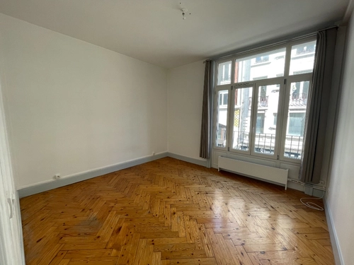 Image d'un réf. ila-ll 152 hyper centre - t3 avec parking de 77,58m² à 1130€ à saint-andré-lez-lille (59350)