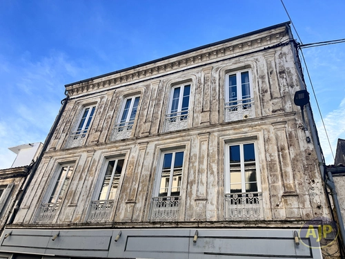 Image d'un location appartement saintes : 740 € - ajp immobilier saintes à 740€ à saintes (17100)