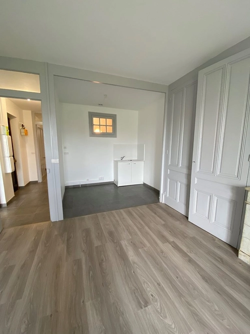 Image d'un genas 258 à 910€ à bron (69500)