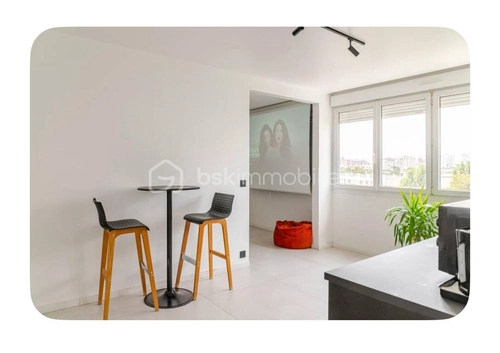 Image d'un appartement de 40,25 m² à creteil à 1250€ à créteil (94000)