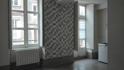 Image d'un joli t2 quartier proche cathédrale, autun à 320€ à autun (71400)