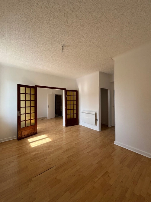 Image d'un grand appartement t3 bis, le creusot à 510€ à le creusot (71200)