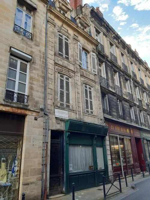 Image d'un appartement 1 pièces de 40 m² à bordeaux à 672€ à bordeaux (33200)