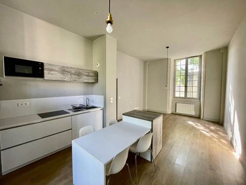 Image d'un t4 nimes - 4 pièce(s) - 80 m2 à 1249€ à nîmes (30000)