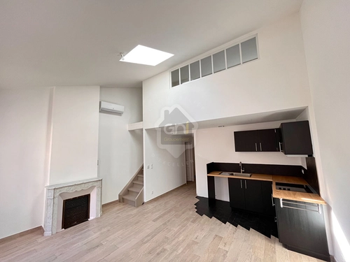 Image d'un beau duplex en centre ville à 775€ à arles (13104)